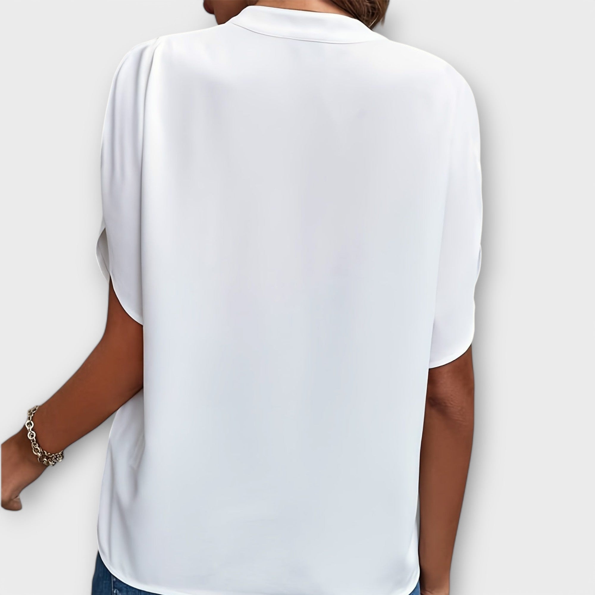 Lidia – Blouse in lentestijl en comfort