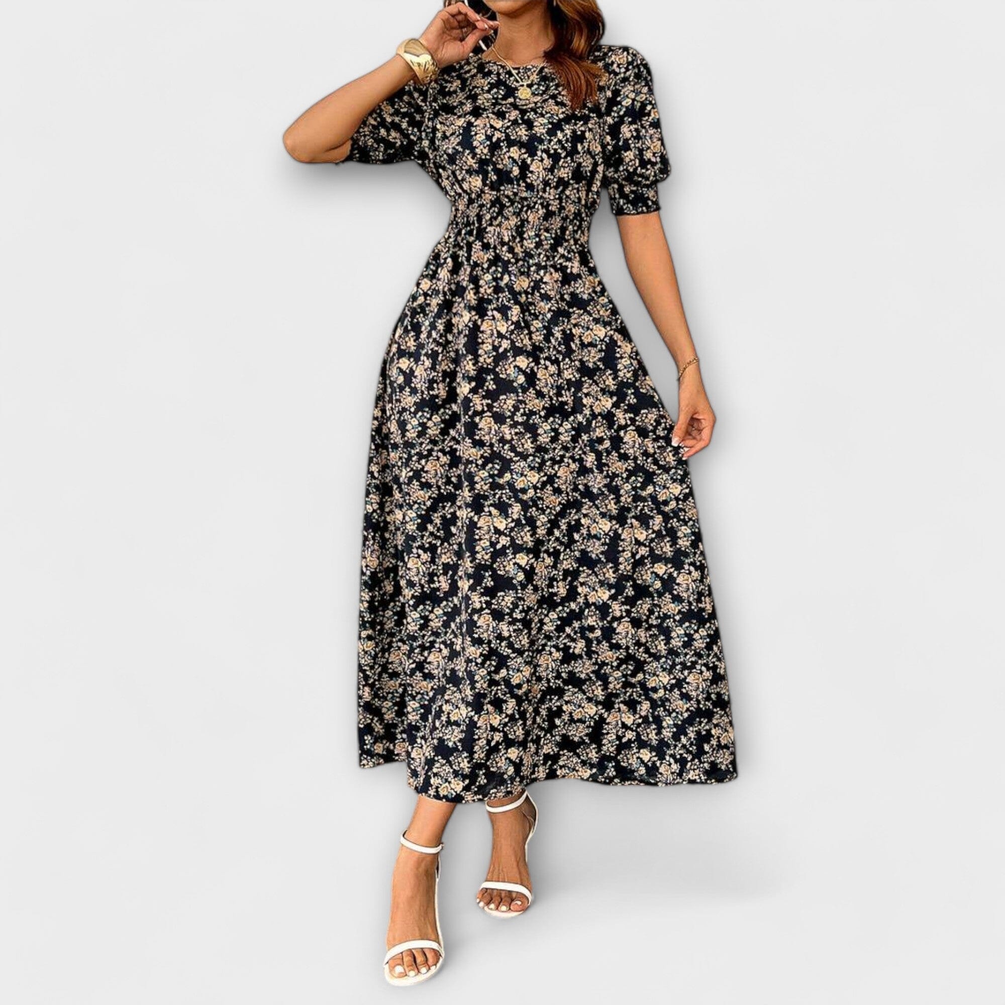 Clara – Tijdloze jurk met bloemenprint